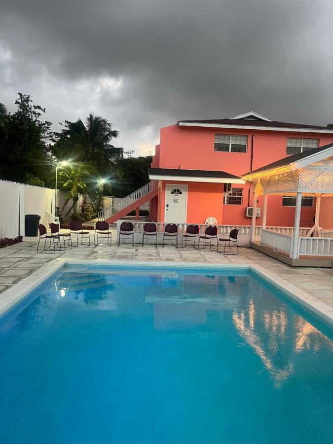 Tropical Hideaway Apartment Nassau Exterior foto