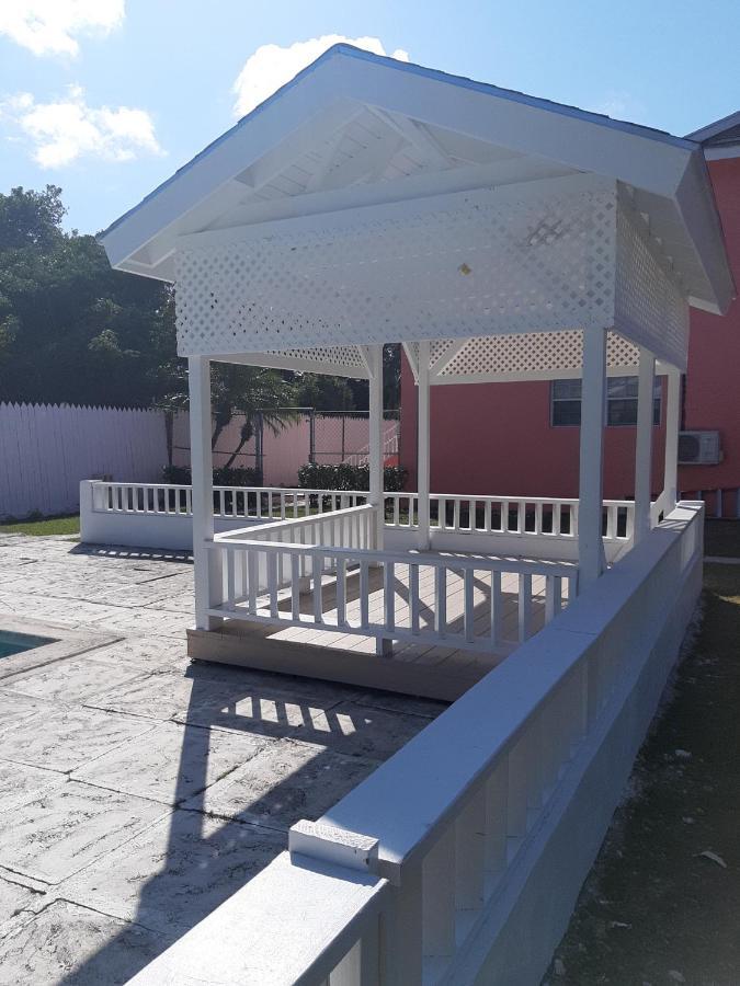 Tropical Hideaway Apartment Nassau Exterior foto