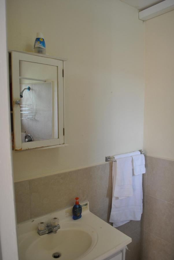 Tropical Hideaway Apartment Nassau Exterior foto